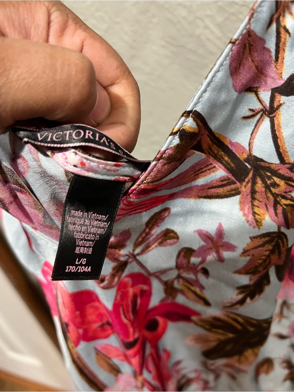 Victoria's Secret Satin Floral Slip in Light Blue and Pink Dream Angels Size L - Picture 2 of 3